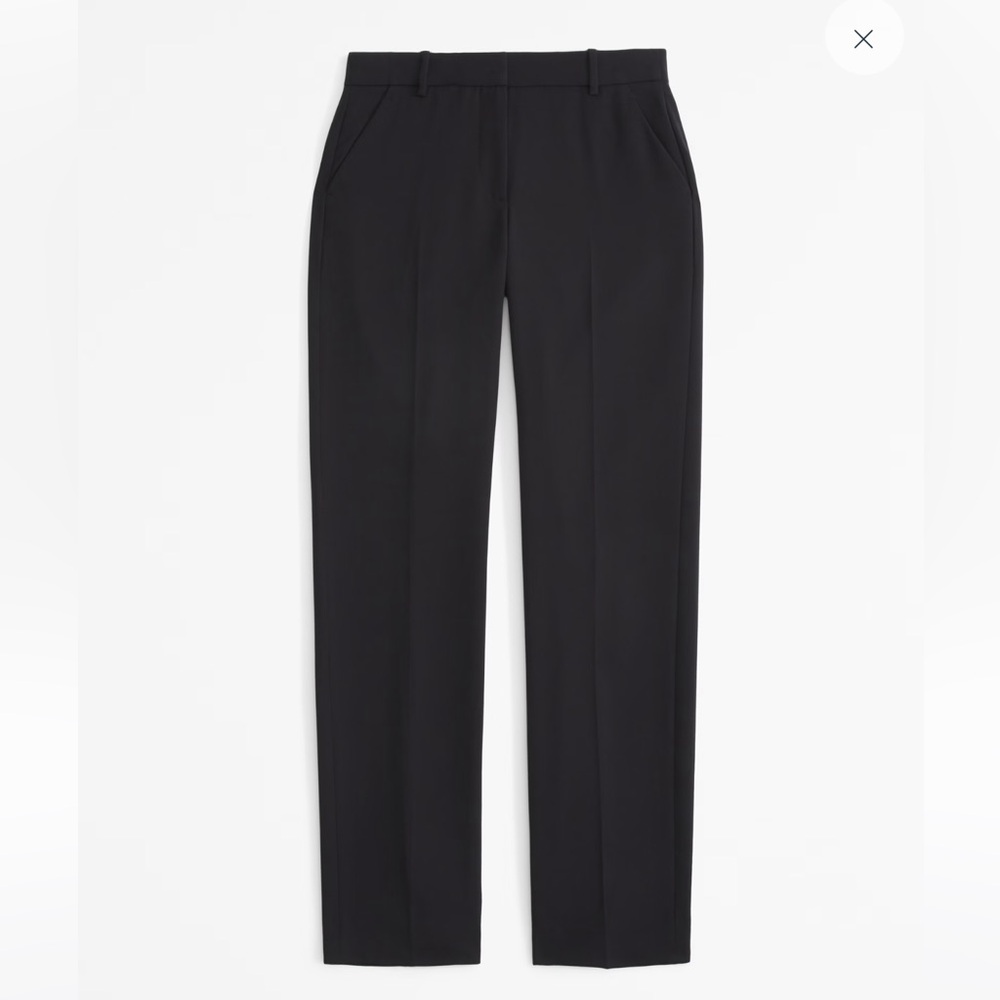 Abercrombie Low Rise Tailored Straight Pant - Black